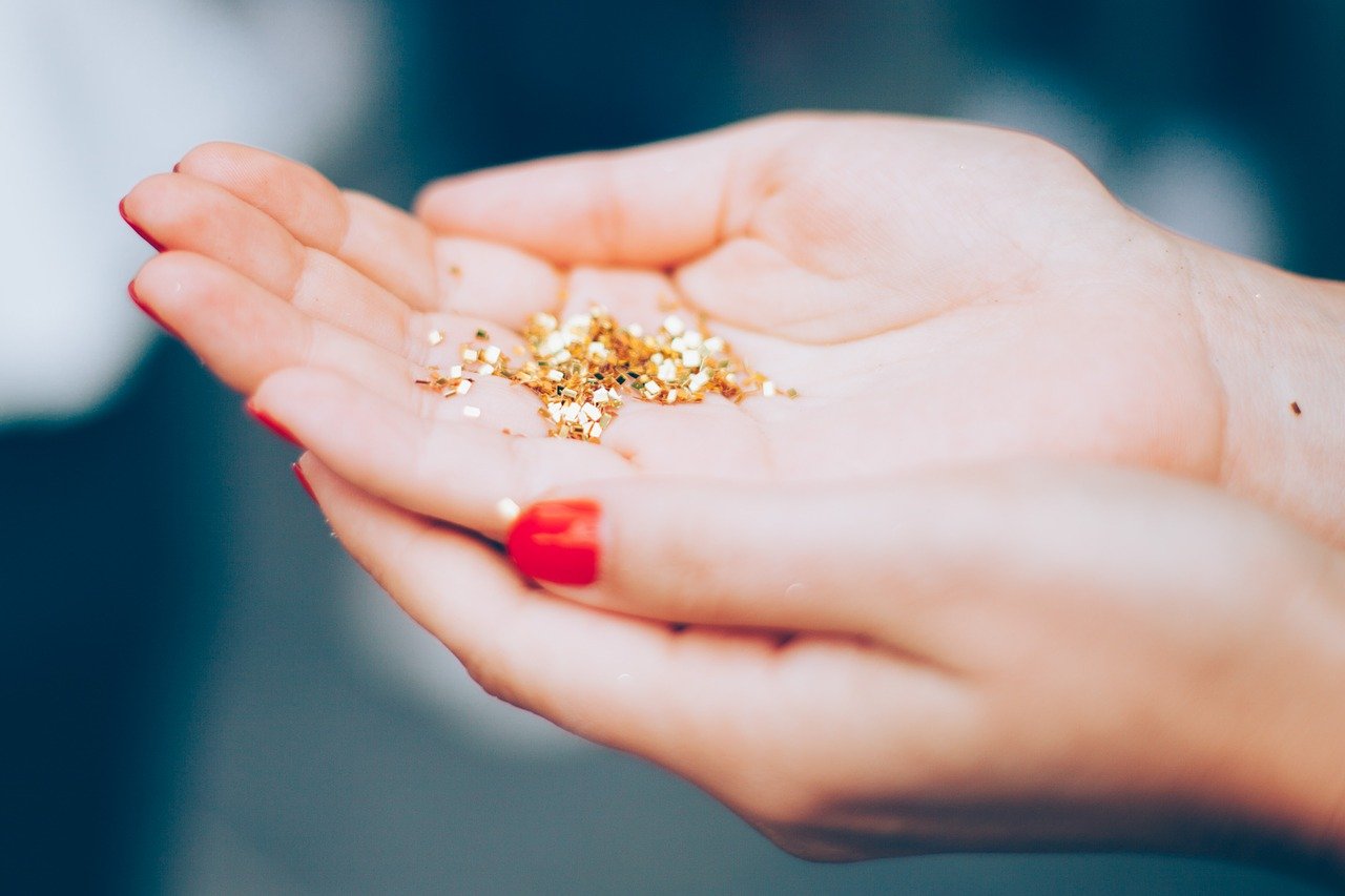 ✨✨Add Sparkle to Your Life: 7 Tips to Radiate Happiness✨✨
